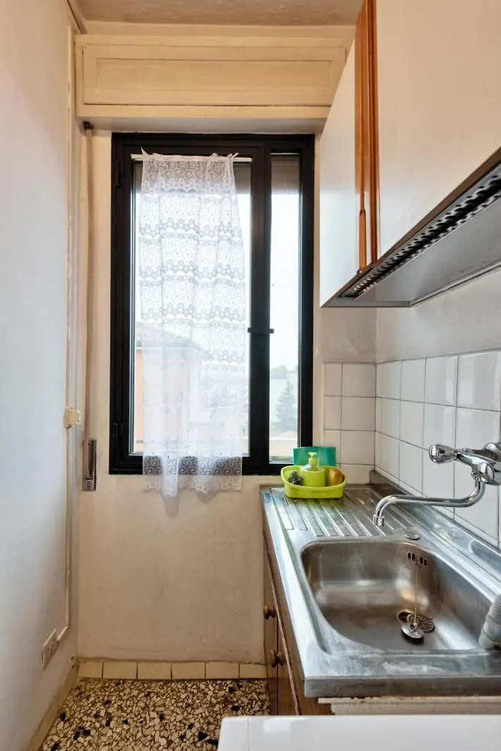 Easy Old City Venice Apartment