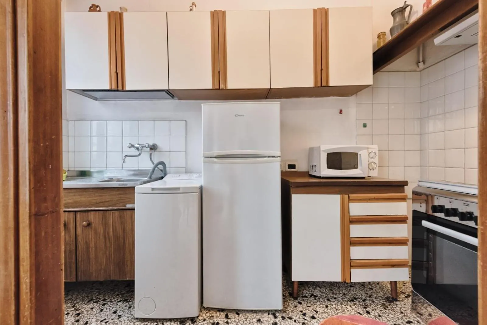 Easy Old City Venice Apartment